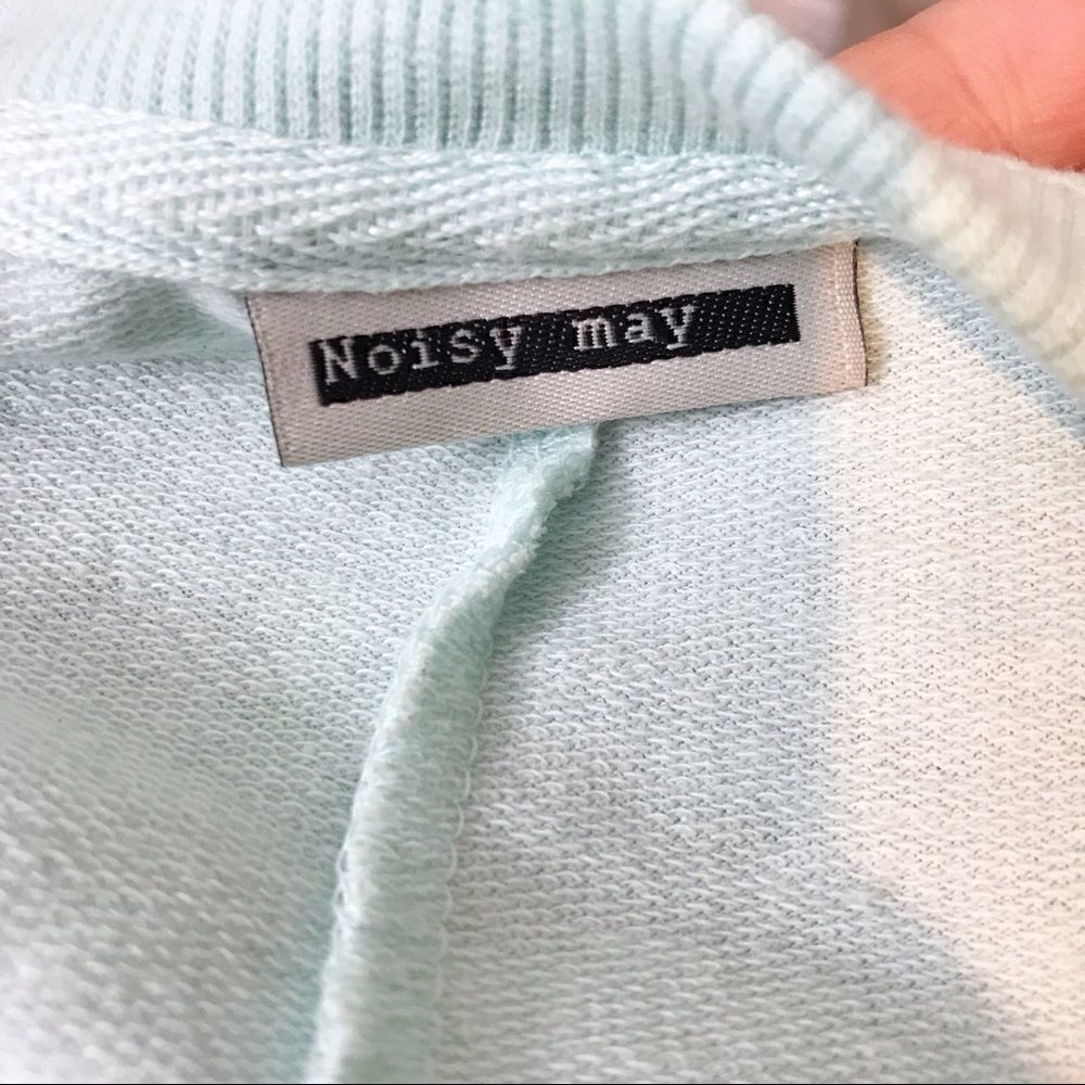 NOISY May graphic top 💚 - Picture 5 of 5